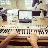 Arturia minilab3 Keylab 25 49 61 Mk3 Аранжированная MIDI -клавишная удара контроллер подушки