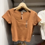 Uniqlo, короткая базовая футболка, квадратный вырез, высокая талия, короткий рукав