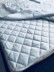 N nhà lạnh băng lụa nệm giường bao gồm cảm giác mát mẻ tấm ga trải giường giường thay vì mat đôi nệm có thể được máy rửa tay rửa Nệm