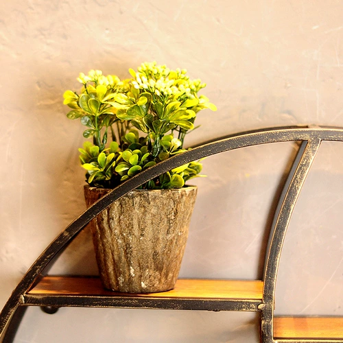 Железная полка на стене на стене на стене на стене на стене на стене на стене на стене на стене на стене на стене