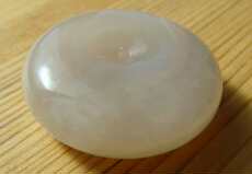 Украшения на шею 青海玉（淡糖玉---野牛沟老料）---平安扣---12#。