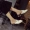 Giày cao gót đế xuồng không sành điệu 2018 cho mùa xuân và hè mới phiên bản Hàn Quốc của đầu vuông ngọc trai hoang dã với dép lười baotou giày sandal nữ đi học