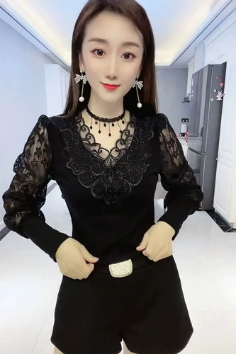 Интернет -знаменитость мода женская одежда 2022 Весна и осень Новая высокая высокая чувства китайская красная кружевная рубашка универсальный дизайн