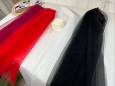 Чистая марля 软网纱布料婚纱礼服舞台黑白红色加密透明纱纯色裙料幼儿园环创