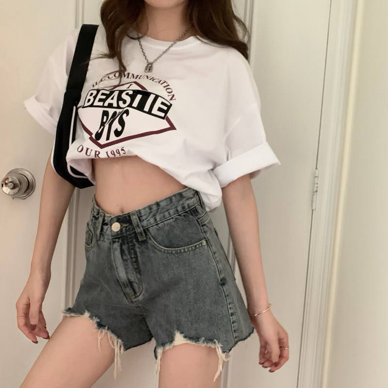 Denim shorts for women, 2022 summer new ripped high-waisted pants, slimming loose wide-leg A-line super hot pants on Instagram Application Scenario