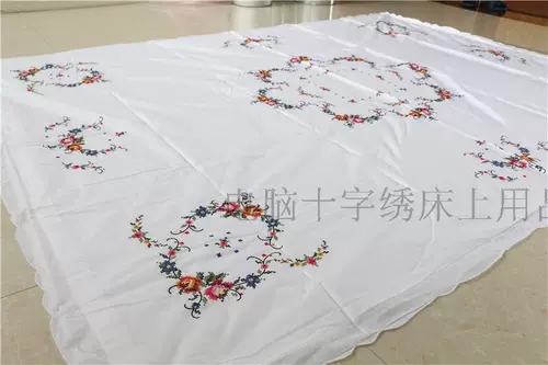 Новая годовая свадебная вышивка LA007 была белой