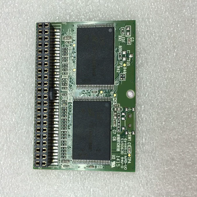 Новый оригинальный 44-пиновый горизонтальный Dom8g IDE электронный диск тонкий пассажир мягкий маршрут мягкий маршрут морской паук промышленный жесткий диск