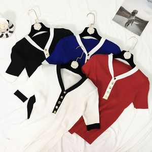 2018 mùa xuân mới của Hàn Quốc phiên bản của chặt chẽ ngắn tay đầu là mỏng V-Cổ đáy áo len của phụ nữ áo len mỏng