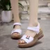 Dày có đế nêm dép nữ mùa hè 2018 mới của Hàn Quốc phiên bản của hoang dã tăng giày của phụ nữ Velcro miệng cá muffin dép của phụ nữ