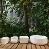 Маленький керамический квадратный цветочный горшок в форме цветка, простой и элегантный дизайн