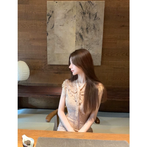 Осенний приталенный корсет, кружевное платье