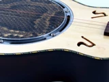 Красная сандаловая древесина Qinqin талия гитара тыква