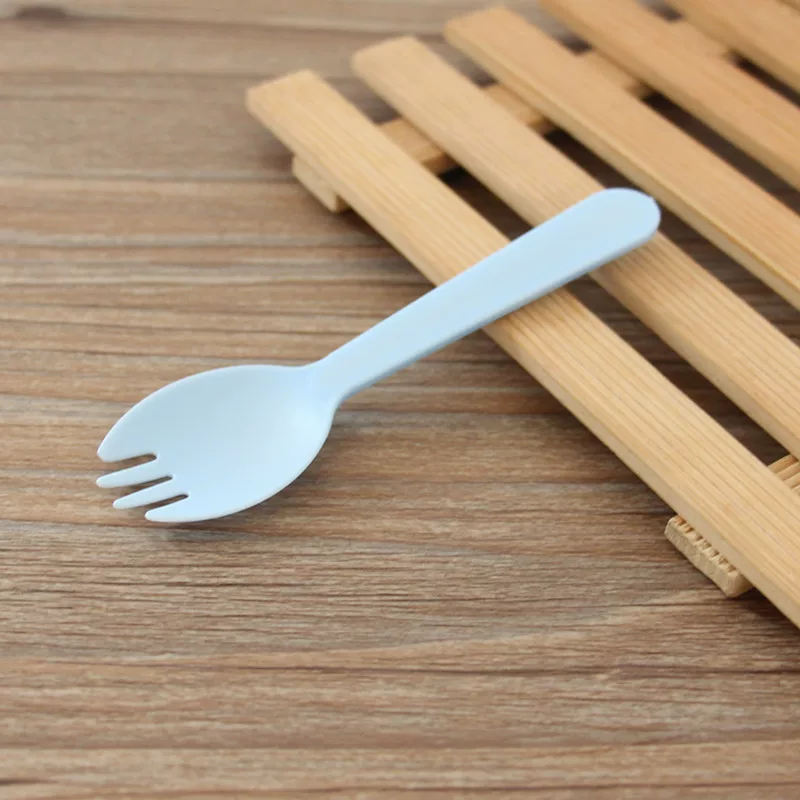Individually packaged disposable spoons, forks, dessert spoons, cake spoons