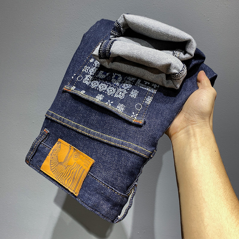 High-end natural-color printed jeans for men, 2022 autumn new Korean style, versatile, elastic, casual and slimming skinny pants Application Scenario