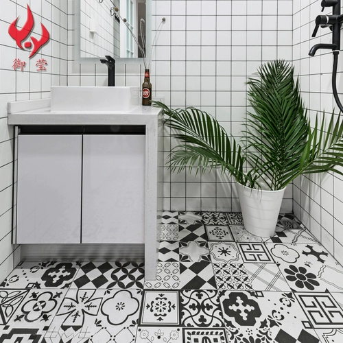 Четыре черно -белая плитка 300 настенные кирпичные кухонные плитки туалетная плит