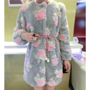 Shanshan đi kèm với cùng một đoạn màu xám in đáy giả lông thỏ dày lên trong phần dài phiên bản Hàn Quốc của quần áo mùa thu đông mới của phụ nữ