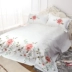 Lu thêu bông twill thêu màu rắn bốn mảnh chăn thêu chăn quilt tấm trải giường một mảnh 1,8 m