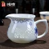 Gốm cốc công bằng lớn trà trắng sứ trắng sứ Jingdezhen xanh và trắng bộ trà Kung Fu phù hợp với rỗng công cộng tách trà - Trà sứ ly uống trà Trà sứ