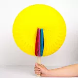 Ручная трепетание шарико сферической цветовой вариант вентиляционных танцев крупная групповая гимнастика