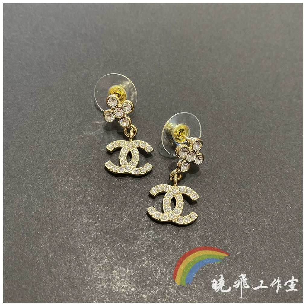 Настоящие серьги Chanel 23A, новое золотое подвесное крест-бриллиантовое, серьги с двойной буквой C