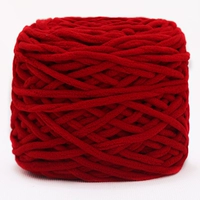 Оранжево-красный