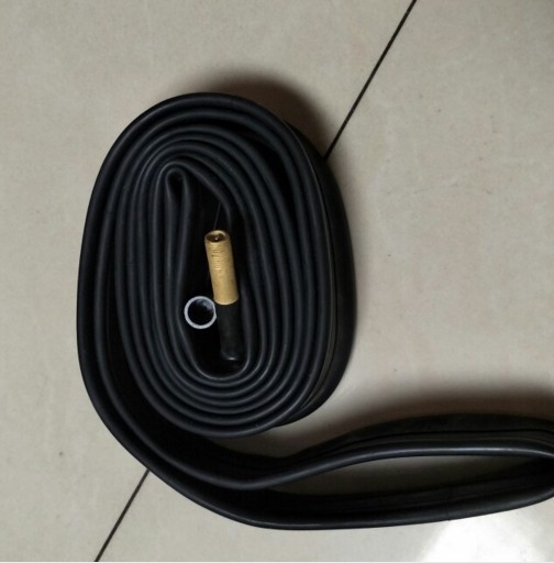 700x40c inner tube