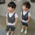 Quần áo trẻ em cậu bé phù hợp với 2018 mùa hè mới trẻ em đẹp trai vest giả ba mảnh nhỏ và vừa bé Hàn Quốc phiên bản bộ