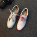 New da trắng giày golf nữ golf Bullock England khắc phẳng giày thường giày thể thao Golf