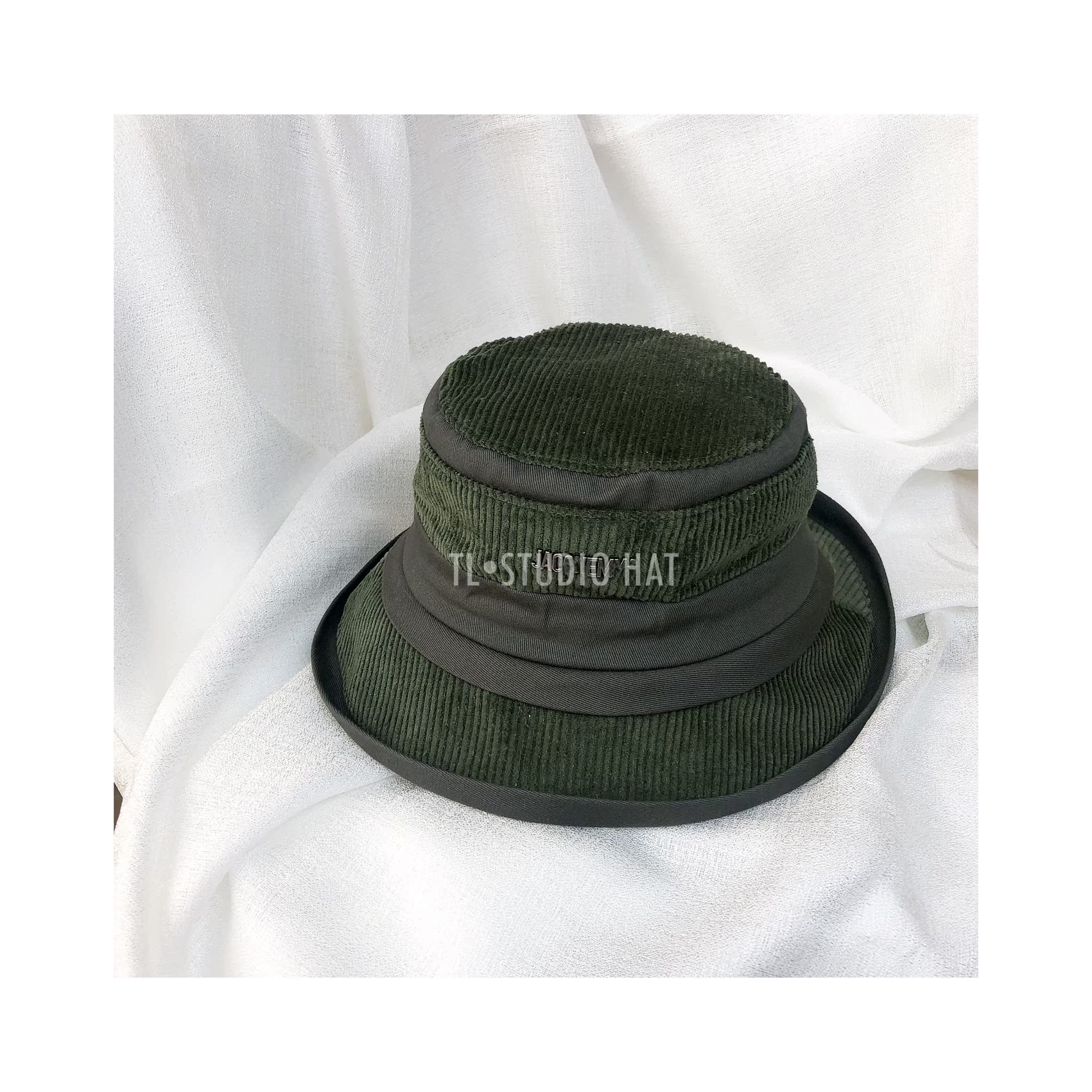 Blue GreenJACQ letter Color matching Suede Splicing Frenulum letter Fisherman hat Basin cap leisure time Hat 2 colour