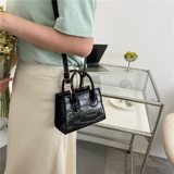 Маленькая небольшая небольшая сумка, сумка через плечо, модная барсетка, сумка на одно плечо, сумка для телефона, популярно в интернете