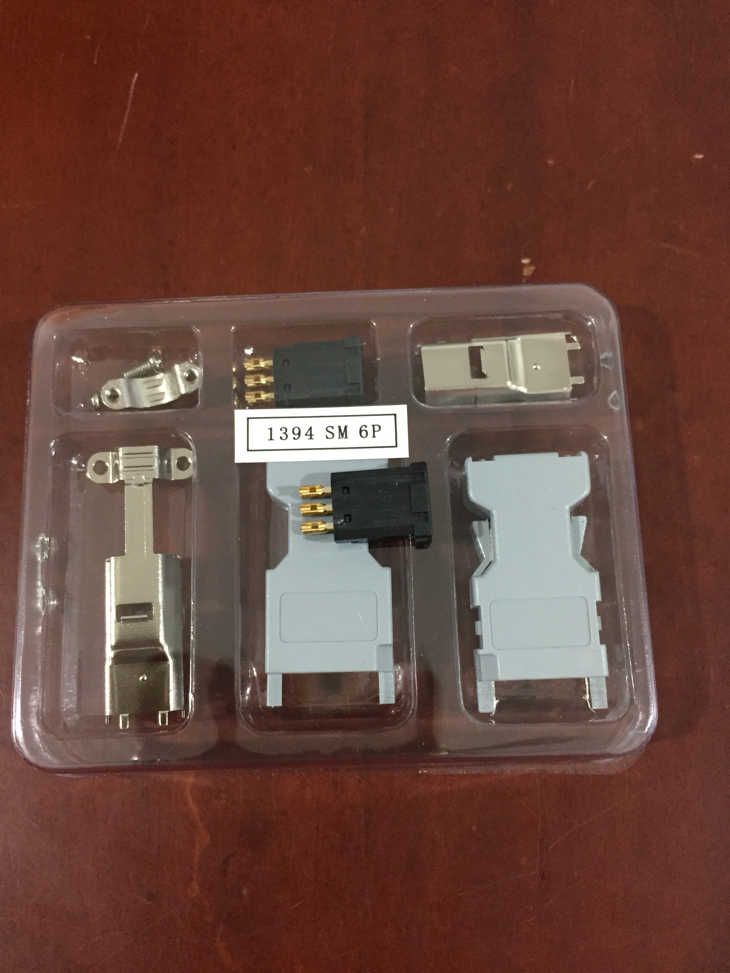 1394 SM-6P 55100-0670 Phích cắm bộ mã hóa chân cắm séc-vô Chân cắm mạ vàng 3U SCSI-6P