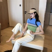 Mùa hè Hàn Quốc chic nhỏ đứng cổ áo đoạn ngắn màu xanh màu xanh lá cây màu sắc tương phản sọc ngắn tay áo len mỏng thời trang bị rò rỉ rốn T