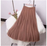 Квадратная танцевальная сеть кожи юбка посреди длинной пышной юбки в юбке Пантра во второй половине дня, пока у вас есть ощущение задержки