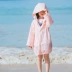 Trẻ em của quần áo chống nắng 2018 cô gái mới trong phần dài của mặt trời quần áo bảo hộ ngoài trời thoáng khí giản dị áo khoác trẻ em của mặt trời bảo vệ quần áo Quần áo ngoài trời cho trẻ em