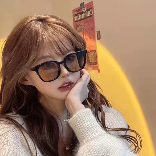 ZARA Универсальные солнцезащитные очки подходит для мужчин и женщин для влюбленных на солнечной энергии, коллекция 2023, по фигуре, защита от ультрафиолета