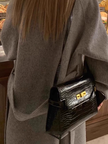 Стеганый длинный черный демисезонный ремень, шерстяное пальто, коллекция 2023, увеличенная толщина, средней длины, крой