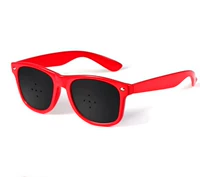 Пять -дыр красный