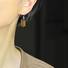 Серьги 素元虎眼石纯银耳环女卡其色原矿半宝石头ol日系姜黄无耳洞耳坠饰