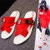 Dép một trượt nữ thời trang mùa hè mặc 2018 dép mới và dép nữ Hàn Quốc phiên bản của hoang dã dày- đáy net màu đỏ phẳng giày