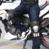 Xe máy bảo vệ đua xe off-road xe đầu gối miếng đệm khuỷu tay chống rơi Hiệp sĩ thiết bị hai bộ xà cạp xe điện bó đầu gối Xe máy Rider thiết bị