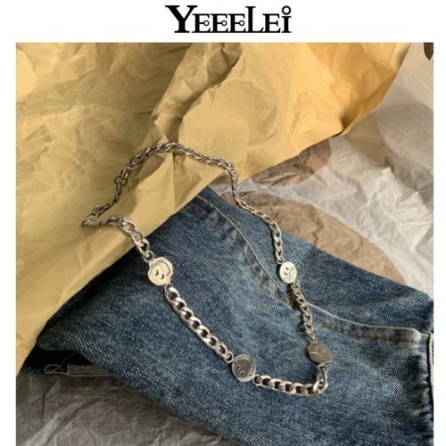 [Yeeelei] Стальное нежилочное смайликовое ожерелье личности аксессуары улицы.