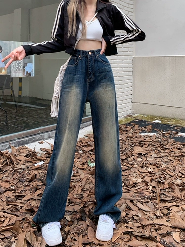 Модные ретро весенние джинсы, штаны, высокая талия, тренд сезона, свободный прямой крой