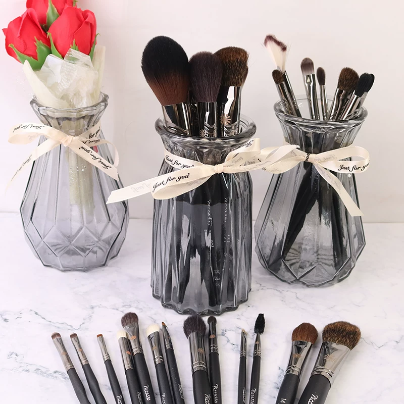 Brush, face blush, highlighter for contouring, full set