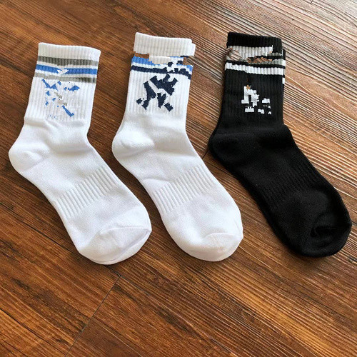 Multicolor PackageTwo letter Three Horizontal bar 3. colour Socks