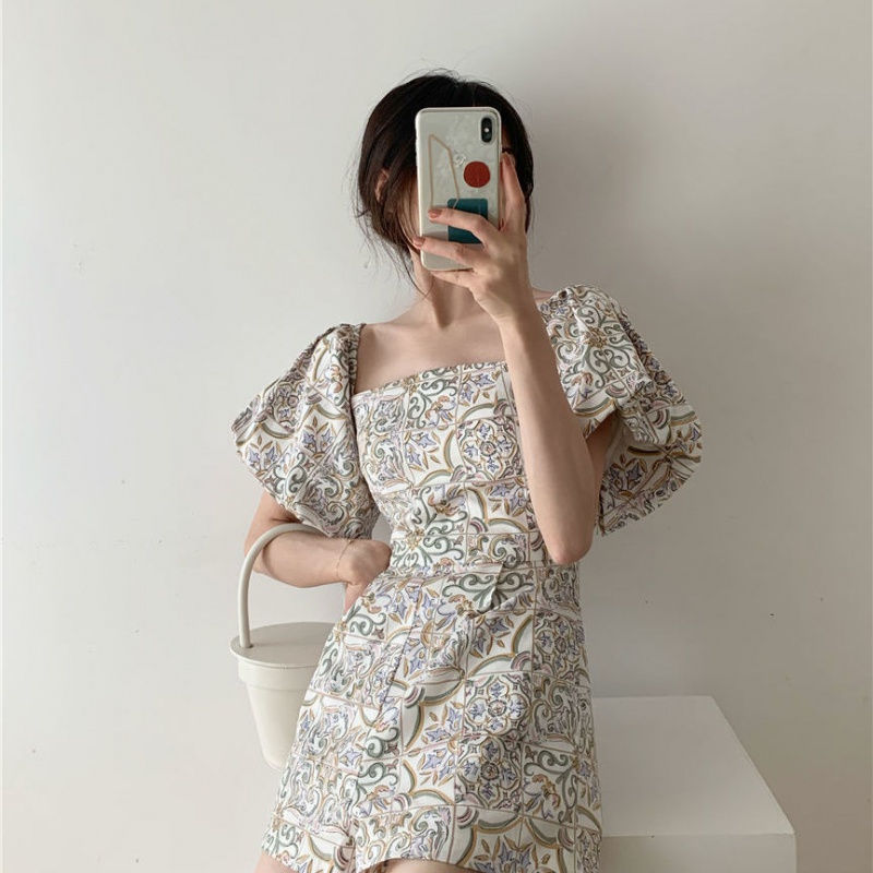 Picture ColorFrench Retro ceramic tile Flower Body pants summer Korean version Close your waist Thin square neck shorts body