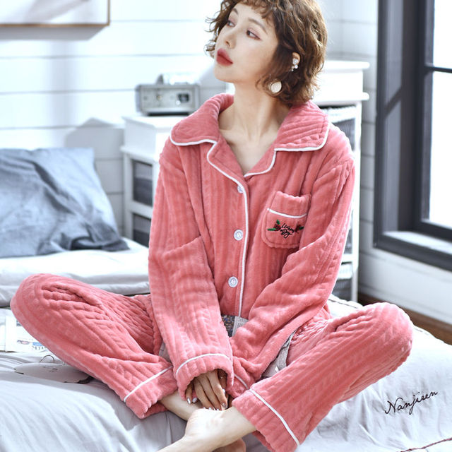 法兰绒女士睡衣冬季加厚加绒保暖家居服中年