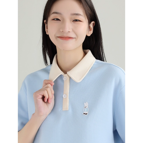 DESSUU 2024 Летняя вышивка поло в свинцом с коротким -сглаженные контрастные цветы лацка