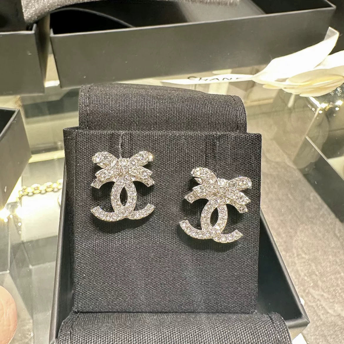 Классические серьги Chanel, бриллиант в форме банта, аксессуар с жемчужиной, подвеска