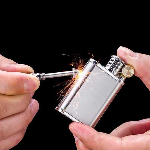 首领 Старомодная ветрозащитная водонепроницаемая зажигалка на керосине