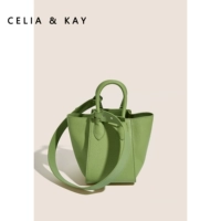 Зеленое большое фруктовое масло